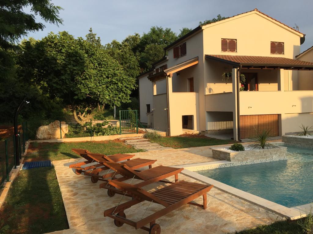 Holiday Home Maver Forty Poreč Extérieur photo