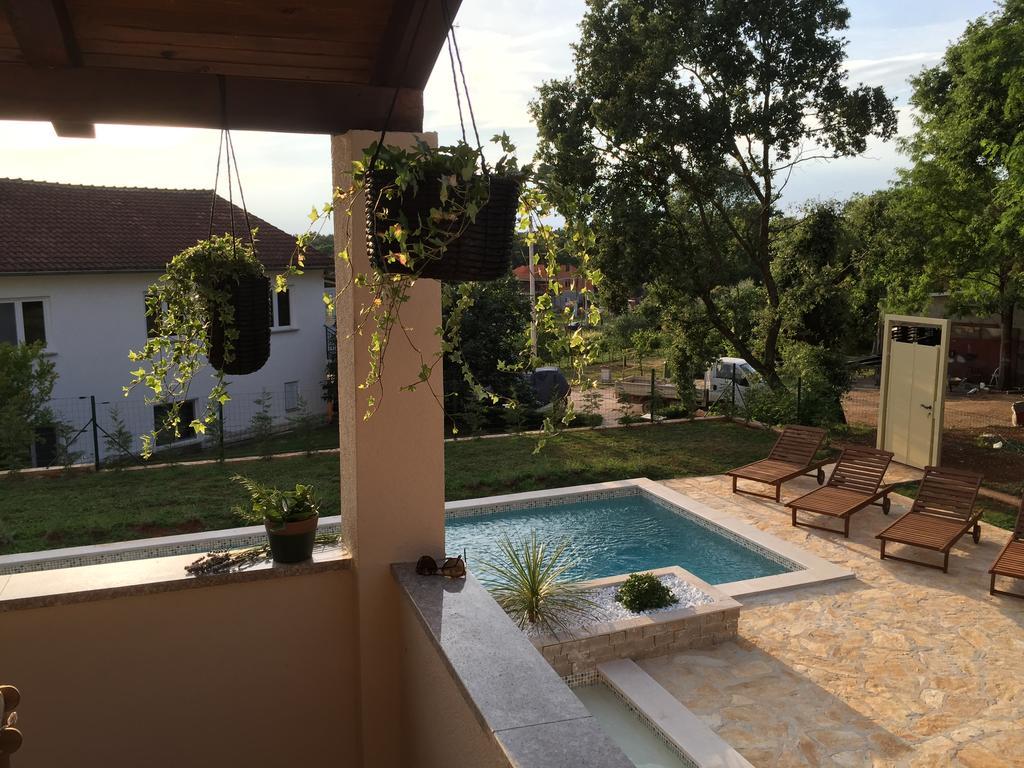 Holiday Home Maver Forty Poreč Extérieur photo