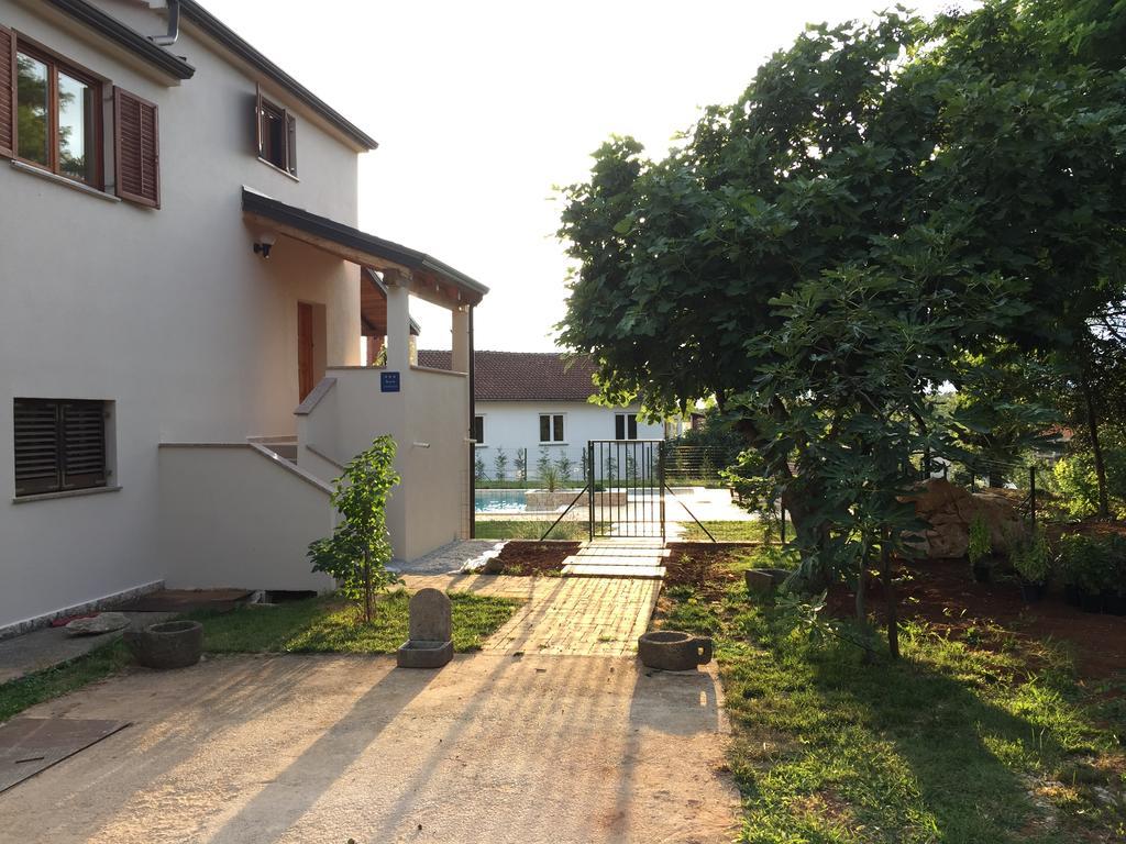 Holiday Home Maver Forty Poreč Extérieur photo